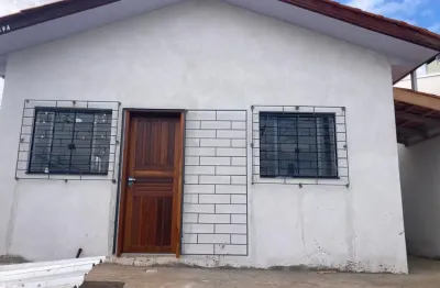Casa com 2 quartos para alugar na Rua Antônio de Cristo, 159, Atuba, Curitiba