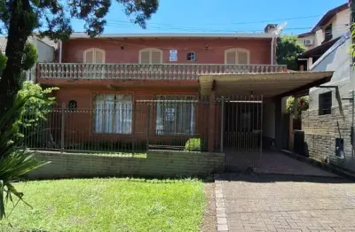 Casa com 3 quartos para alugar na Rua Henrique Coelho Neto, 446, São Lourenço, Curitiba