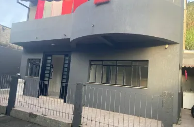 Casa para alugar na Avenida Marginal José de Anchieta, 632, Guarani, Colombo