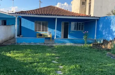 Casa com 3 quartos para alugar na Rua Quinta do Sol, 80, Guaraituba, Colombo