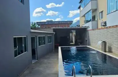 Oportunidade em ubatuba-sp. 2 lindas casas a 600 metros do mar.