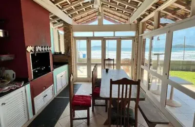 Casa em condomínio fechado com 4 quartos à venda na Rua 6, 443, Praia do Sape, Ubatuba