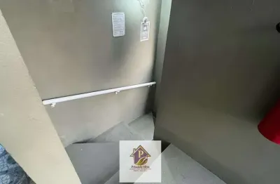 Apartamento de 2 dormitorios, a 250 metros da praia do sapê em ubatuba-sp.