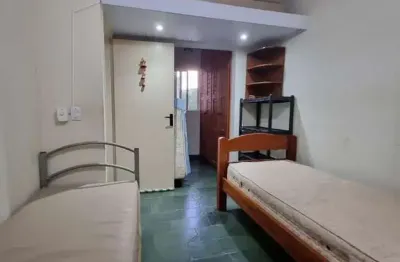 Apartamento de 1 dormitorio a 800 metros da praia da maranduba em ubatuba-sp