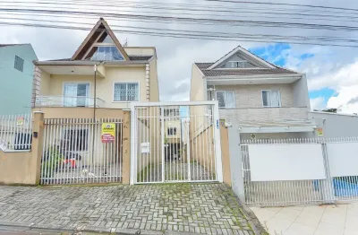 Casa com 3 quartos para alugar na Rua Doutor João de Paula Moura Brito, 593, Uberaba, Curitiba