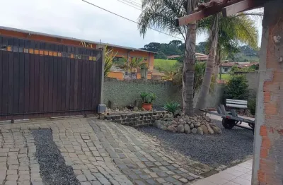 Casa com 3 quartos à venda na rua max malschitzky, 37, colonial, são bento do sul, 108 m2 por r$ 580.000