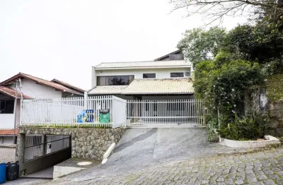 Casa com 5 quartos à venda na rua venezuela, 311, ponta aguda, blumenau, 710 m2 por r$ 2.150.000