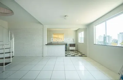 Casa com 3 quartos à venda na rua emílio jurk, 156, água verde, blumenau, 202 m2 por r$ 700.000
