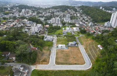 Terreno à venda na Rua Artur Koball, Escola Agrícola, Blumenau por R$ 645.000