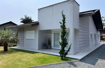 Casa em condomínio fechado com 4 quartos à venda na rua ribeirão areia, 1194, ribeirão areia, pomerode, 226 m2 por r$ 2.170.000