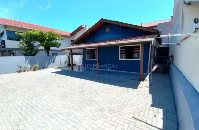 Casa com 4 quartos à venda na rua bernardina taváres, 270, centro, penha, 120 m2 por r$ 700.000