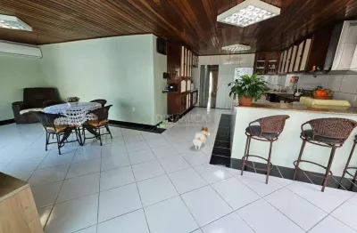 Casa com 3 quartos à venda na rua capitão corrêa de lyra, 62, valparaíso, blumenau, 173 m2 por r$ 830.000