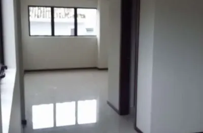 Sala comercial à venda na itapiranga, 233, velha, blumenau, 33 m2 por r$ 380.000