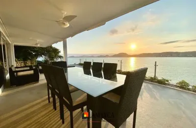 Casa com 3 quartos à venda na Avenida Miguel Stéfano, Enseada, Guarujá