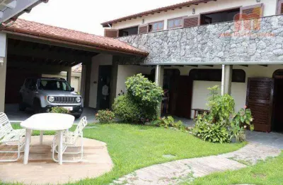 Casa com 5 dormitórios, 234 m² - venda por R$ 1.500.000,00 ou aluguel por R$ 5.750,00/mês - Centro - Peruíbe/SP