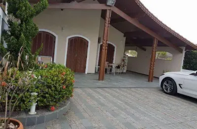 Casa com 2 dormitórios à venda, 150 m² por r$ 810.000,00 - estância balneária maria helena novaes - peruíbe/sp