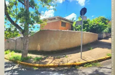 Casa para venda em são joão da boa vista, centro, 4 dormitórios, 1 suíte, 2 banheiros, 1 vaga