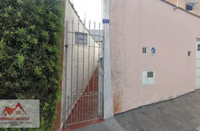 Casa em vila gumercindo r$ 1.200 com 1 quarto e 1 banheiro