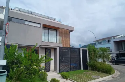 Casa em condomínio fechado com 5 quartos à venda em vargem pequena