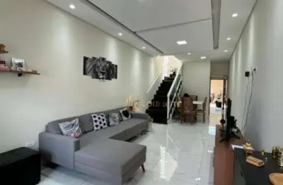 Sobrado frontal à venda com 3 dormitórios e espaço gourmet – 130m²