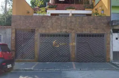 Casa à venda na vila carmosina – 3 dormitórios, espaço e localização estratégica