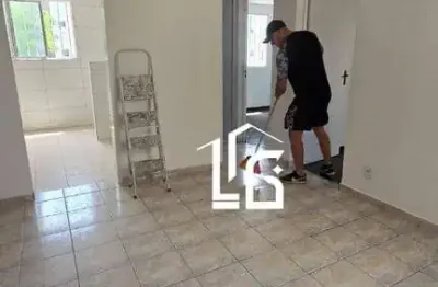 Apartamento com 2 dormitórios à venda, 44 m² por R$ 170.000,00 - Vila Hortência - São Paulo/SP