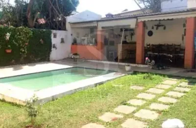 Casa com 4 quartos à venda na rua nicolau alayon, 52, interlagos, são paulo por r$ 1.650.000