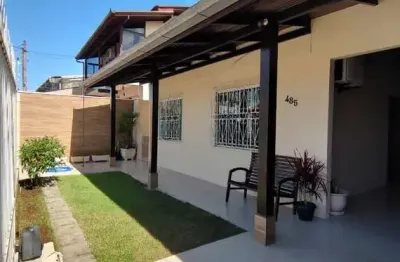 Casa com 3 quartos à venda na Rua Maranhão, 485, Cordeiros, Itajaí, 189 m2 por R$ 850.000