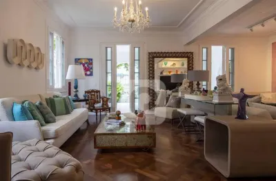 Esplendorosa casa duplex na urca - luxo e conforto com vista deslumbrante!