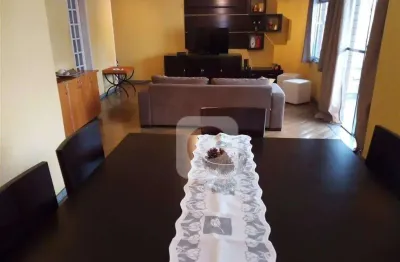 Exclusividade e conforto no andaraí: seu novo lar com duas suítes e varandão