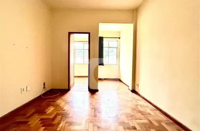 Grande oportunidade no largo da segunda-feira e próximo ao metrô são francisco .