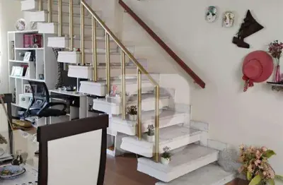 Apartamento duplex em  vila isabel com dois quartos.