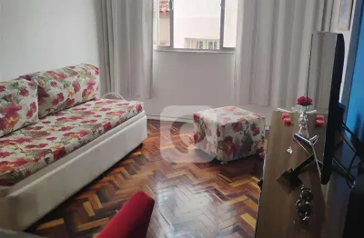 Ótimo apartamento de 1 quarto com vaga escriturada e demarcada .