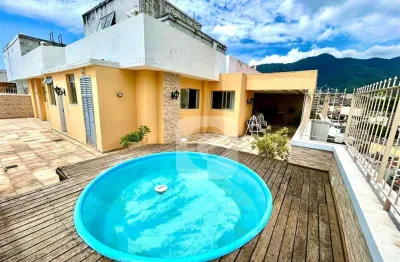 COBERTURA A VENDA COM  366m2, DUAS VAGAS DE GARAREM  E PISCINA PRIVATIVA .