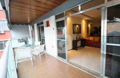 Apartamento de varanda, 3 quartos, 2 suítes, com vaga, próximo ao shopping tijuca.