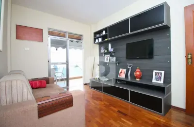 Apartamento de varanda, 3 quartos, 2 suítes, com vaga, próximo ao shopping tijuca.