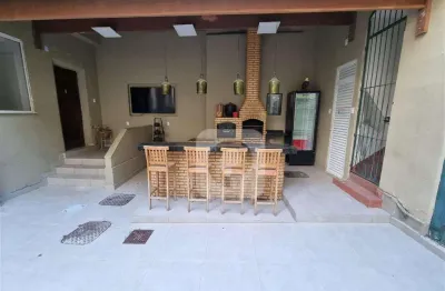 Apartamento de 64m2 na rua do bispo, sem condomínio e sem iptu