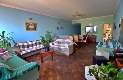 Apartamento amplo com vista para o cristo redentor  3 quartos, 1 suíte e vaga na escritura