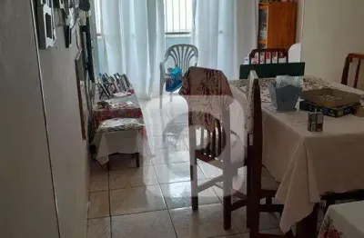 Apartamento com 2 quartos, sala, cozinha, dependência completa de empregada e vaga coberta