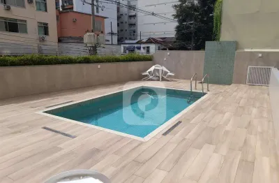 Apartamento de 2 quartos com vaga , porteiro 24 horas e piscina, ao lado do metro e shopping!