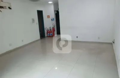 Vendo  imóvel  comercial  na  rua do matoso, coração da praça da bandeira