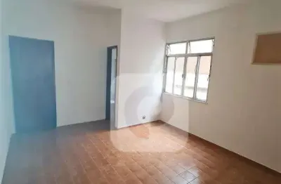 Sua casa na vila, triplex no meier te aguardando!  com terraço e churrasqueira!