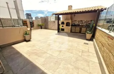 Cobertura linear a venda de 3 quartos com suite e toda reformada .