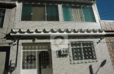 Casa de vila 4 quartos com segurança e conforto – engenho novo