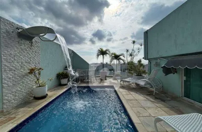 Cobertura duplex com 3 quartos, 220m2 , com 2 vagas próximo ao metrô  .