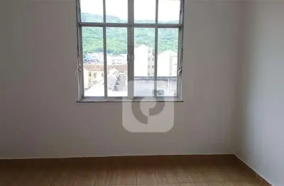 Apartamento com 2 quartos + dependência – riachuelo, rj 24 de maio
