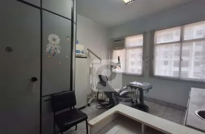 Vendo sala na rua conde de bonfim  em excelente localização, na  praça  saens pena