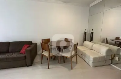 Quarto e sala, com varanda e vaga na av lúcio costa, entre o posto 3 e 4. oportunidade!