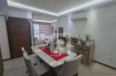 Apartamento 03 quartos em rua silenciosa na tijuca e perto do metrô saens pena