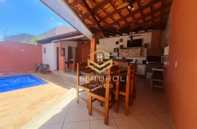 Residência charmosa com 3 quartos, 2 suítes e piscina!!